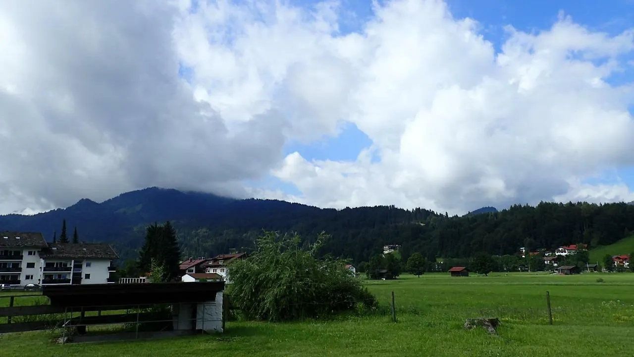 Ferienwohnungen Alpentraum - Wiesenblume Oberstdorf